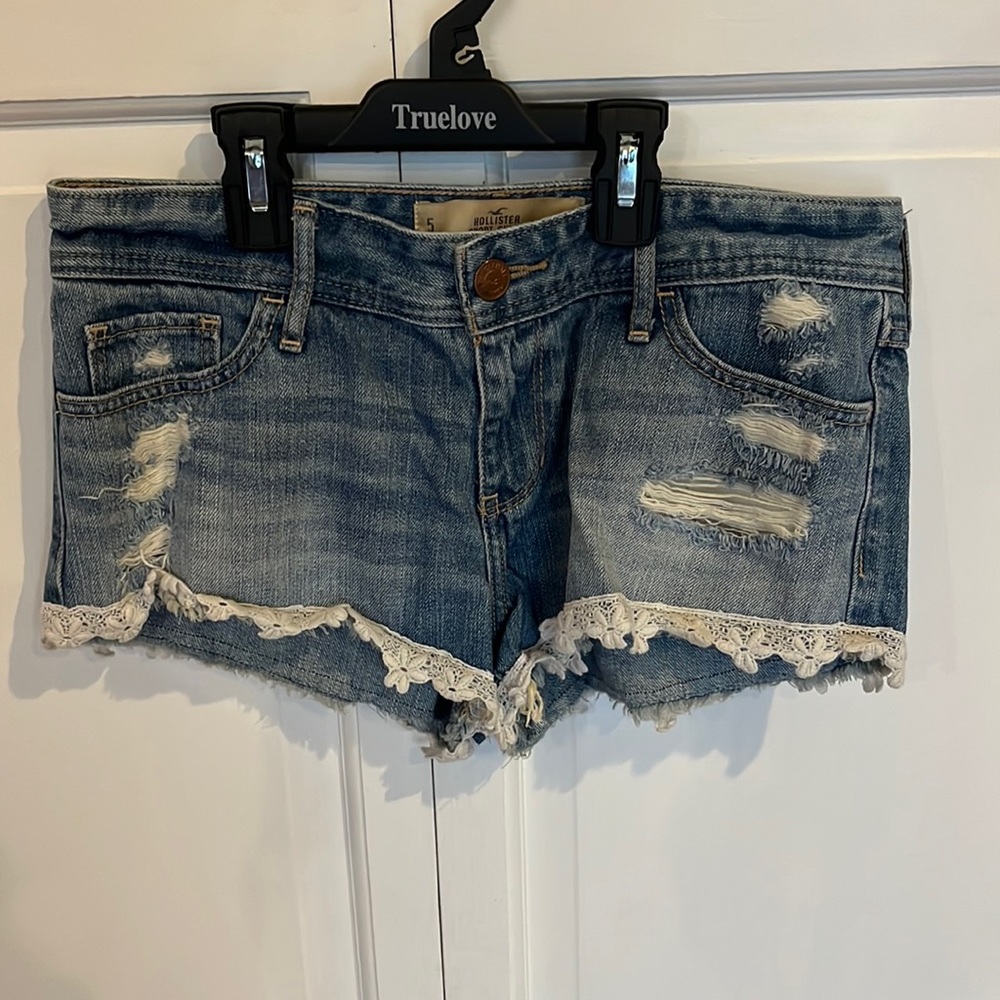 Hollister Jean shorts with lace